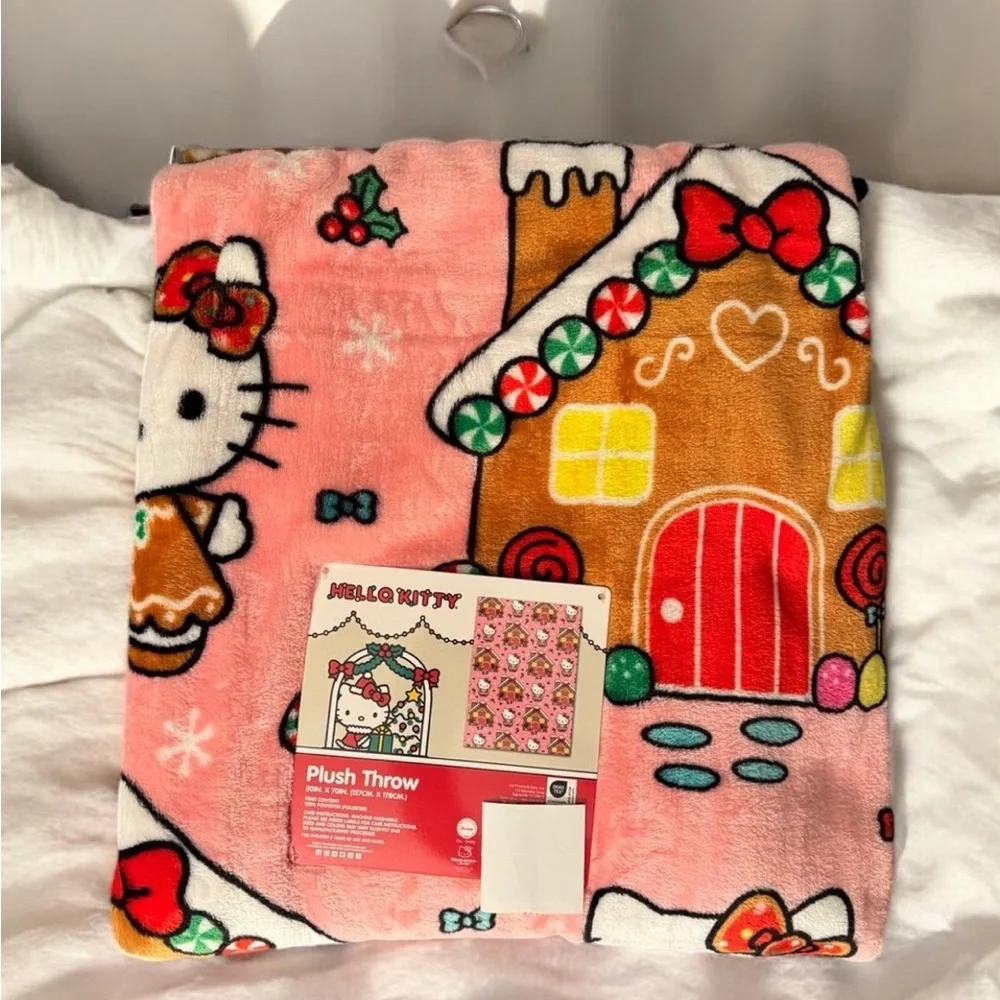 Hello kitty Gingerbread Christmas Holiday Plush Throw Blanket
